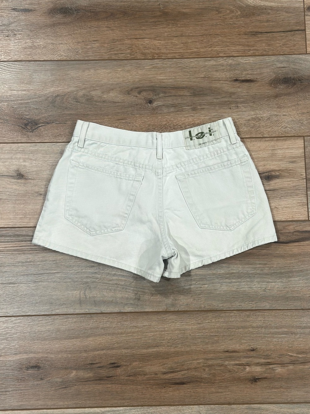 L.E.I 100% Cotton Vintage 2000s Y2k Simple Mid-rise Khaki Micro Shorts | Size 2